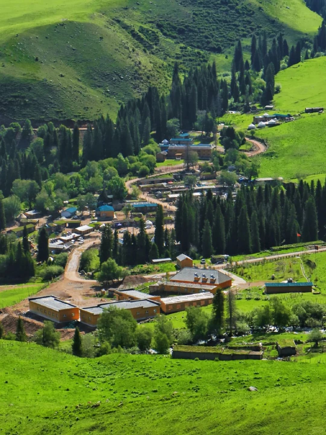 琼库什台旅游攻略 为什么你一定要去这个童话般的地方