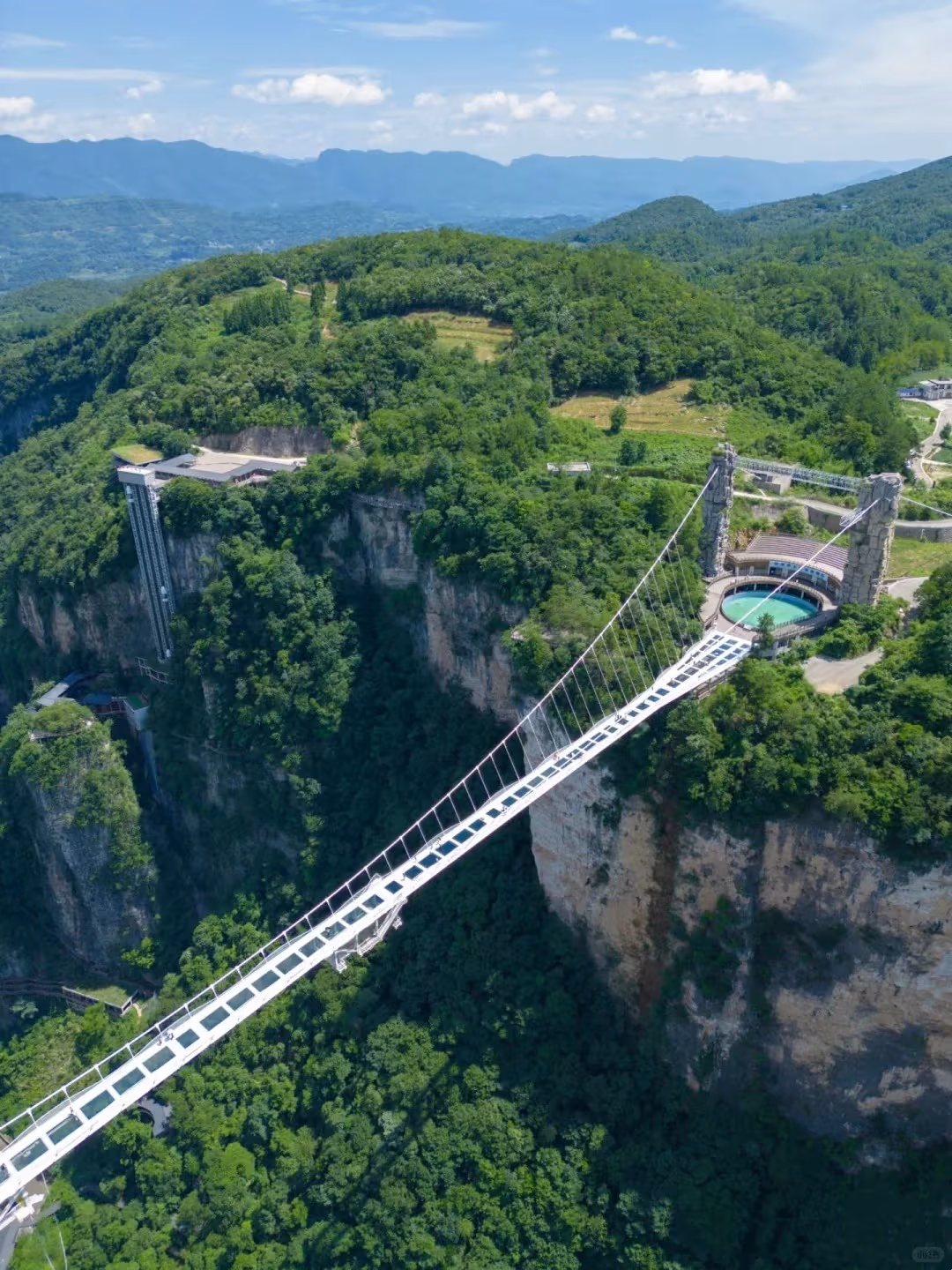 Zhangjiajie Grand Canyon Glass Bridge