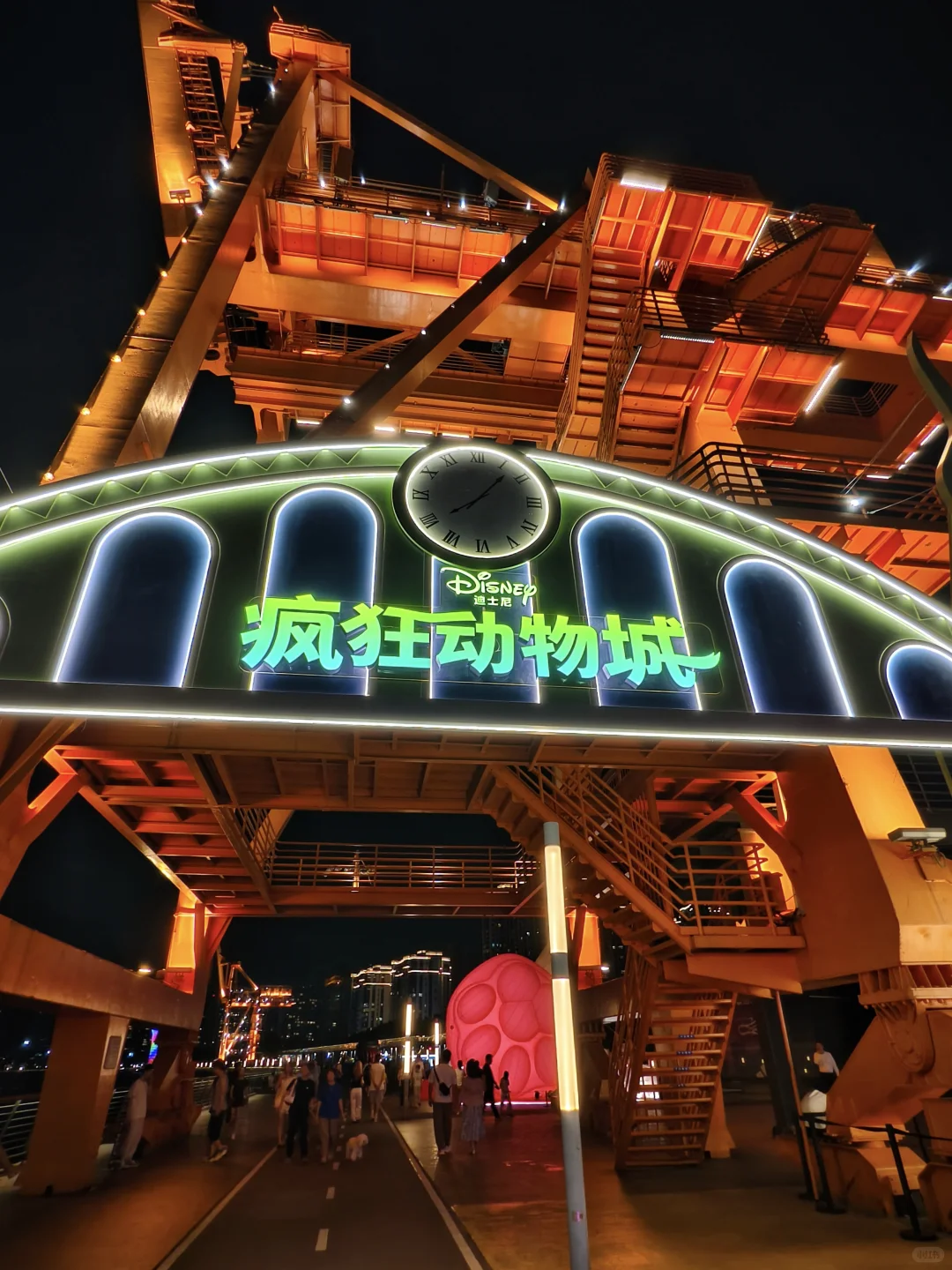 在上海畅游免费的疯狂动物城展览不容错过的精彩活动